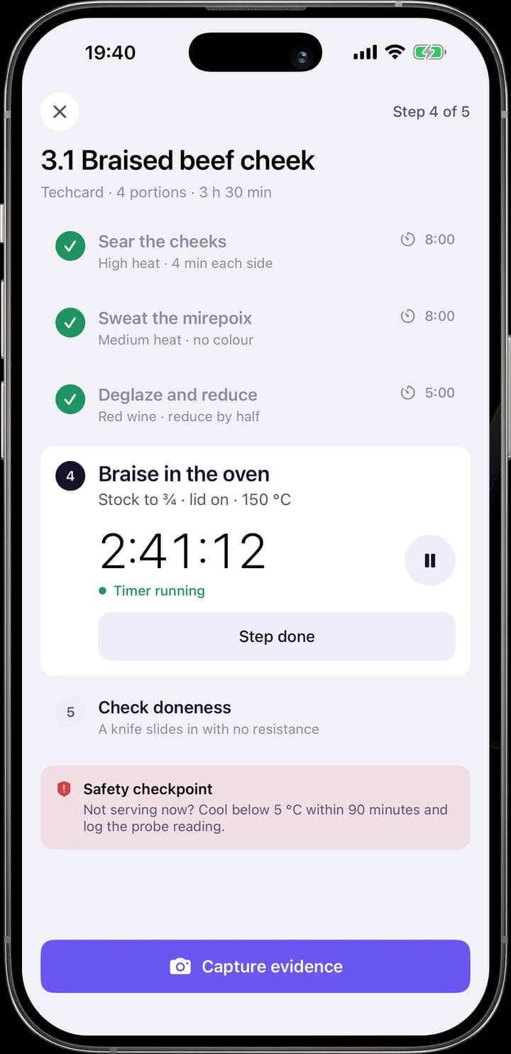 Guide: Work mode: one step at a time, timers and a safety checkpoint; in a kitchen, the guide is a techcard.